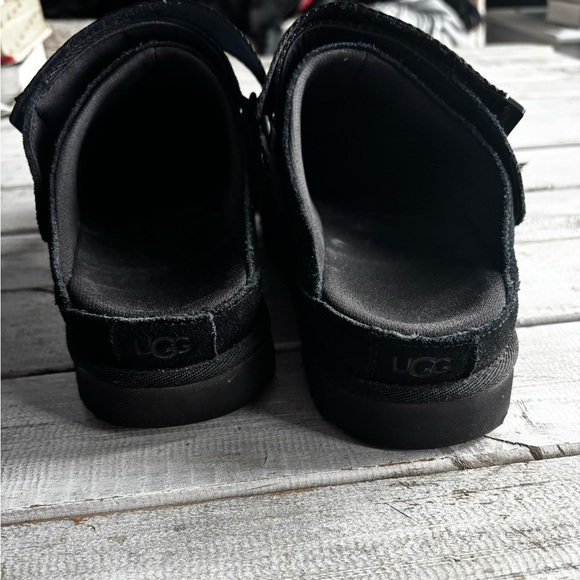 Ugg | Goldenstar | suede | black | strap | platform | cushy | clog | 8 - Picture 5 of 15